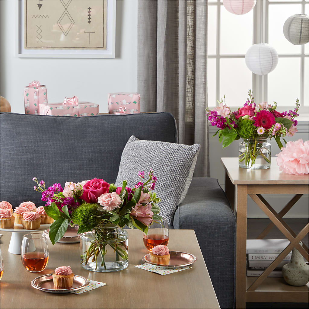 Think Pink Bouquet Set – BELLE'S FLOWERS, Huntington Beach CA