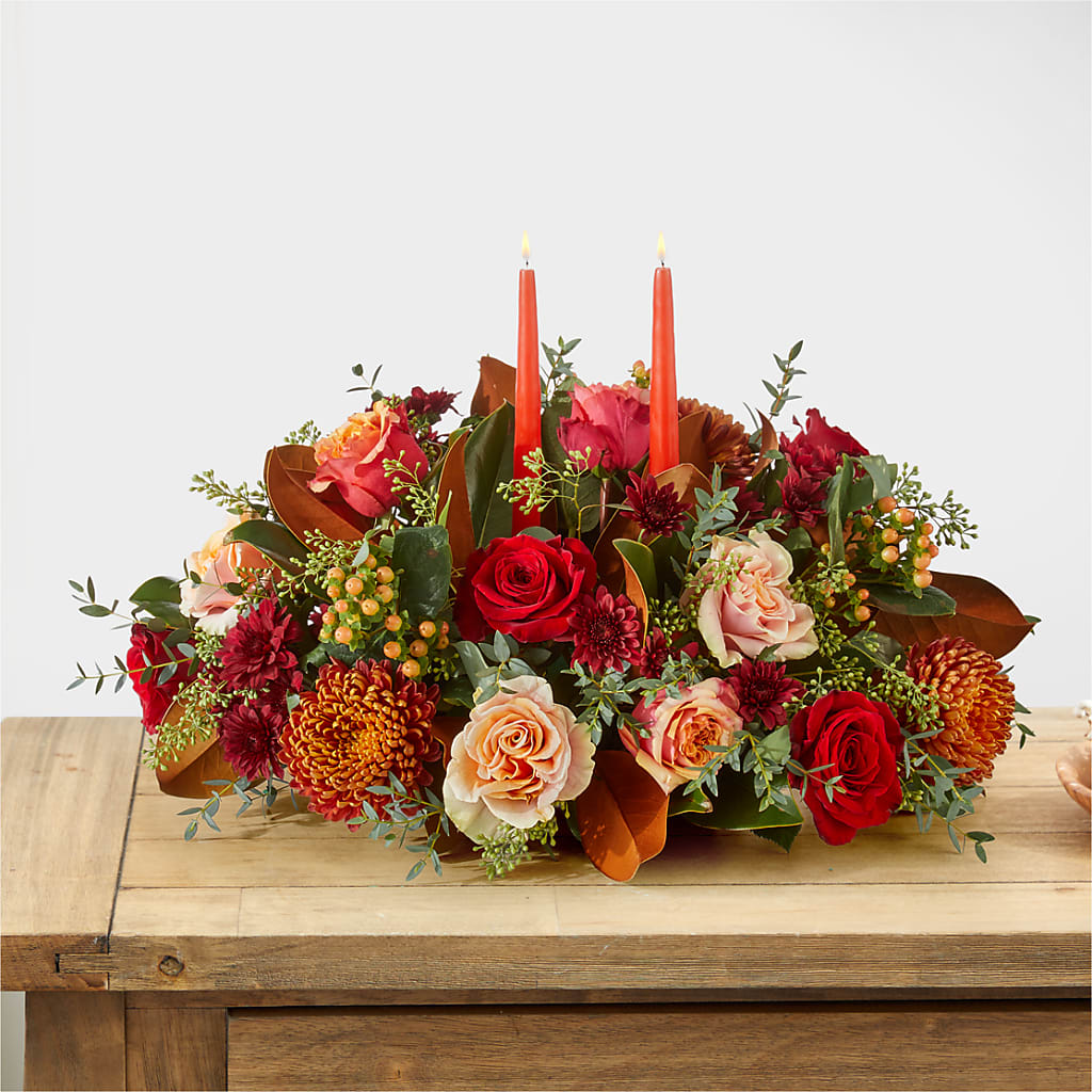 Gather Near Centerpiece – BELLE'S FLOWERS, Huntington Beach CA