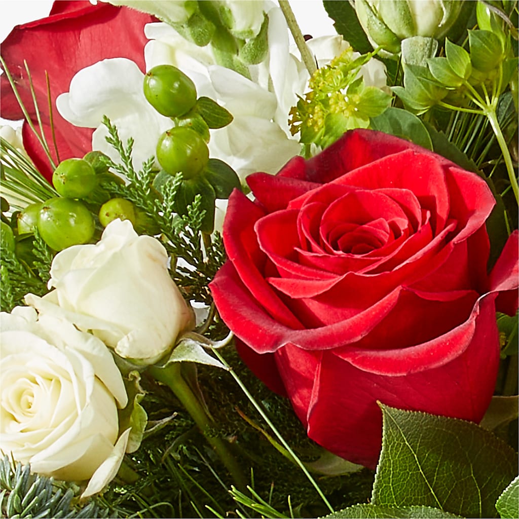 Deck the Halls Bouquet – BELLE'S FLOWERS, Huntington Beach CA