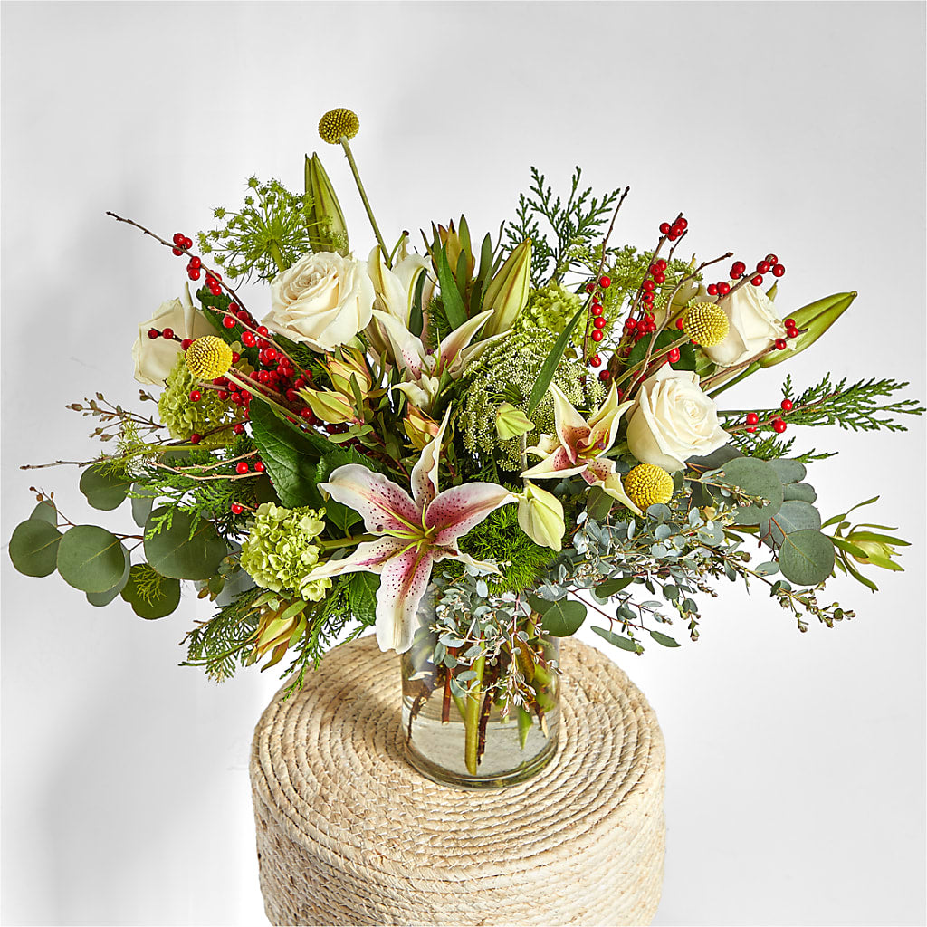 Berry & Bright Bouquet – BELLE'S FLOWERS, Huntington Beach CA